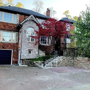 The Leaside Garden Guest house Toronto